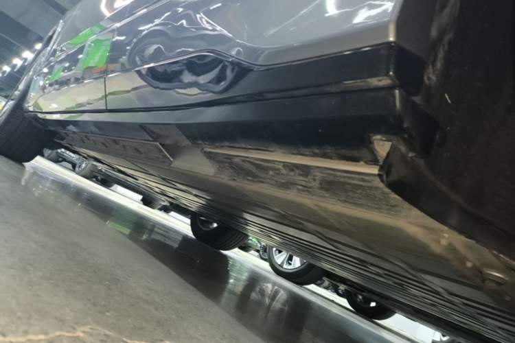 Used Buick E5 2025 Model 620KM Prestige Edition Left Side Sill