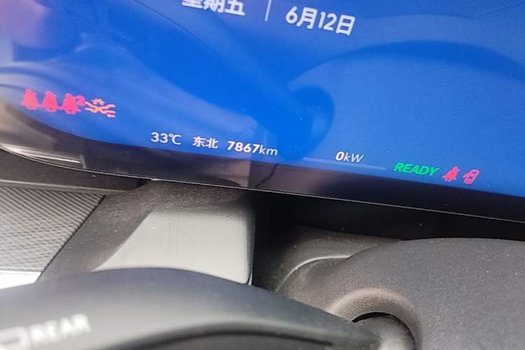 Used Buick E5 2025 Model 620KM Prestige Edition Odometer Close Up