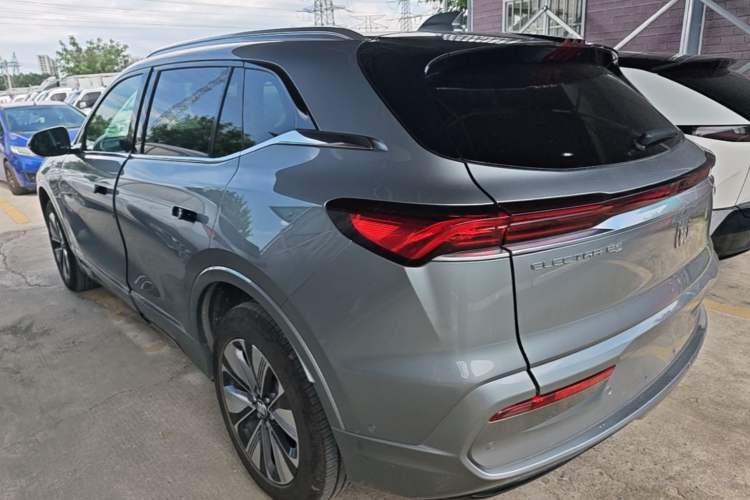 Used Buick E5 2025 Model 620KM Prestige Edition Rear Left 45 Deg