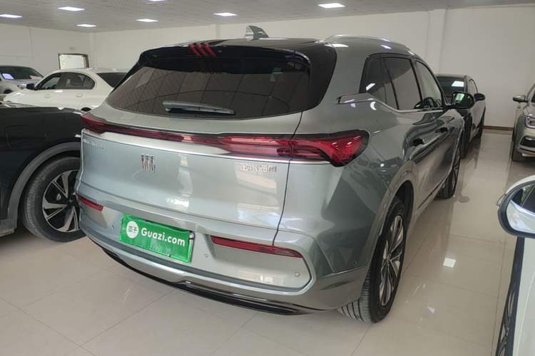 Used Buick E5 2025 Model 620KM Prestige Edition Rear Right 45 Deg