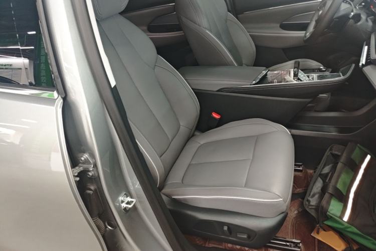 Used Buick E5 2025 Model 545KM Smart Enjoyment Edition Right Front Seat