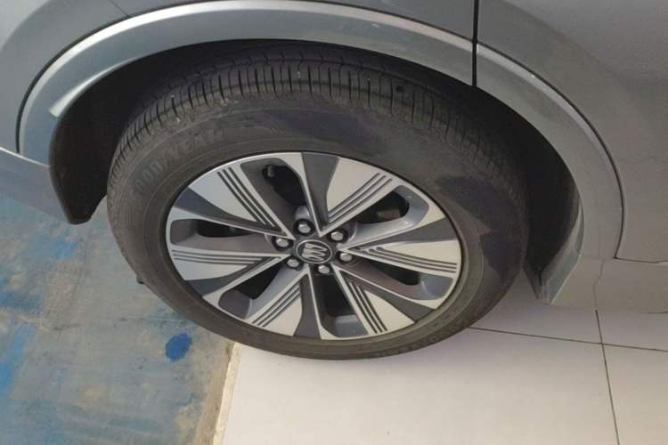 Used Buick E5 2025 Model 620KM Prestige Edition Right Rear Wheel Hub