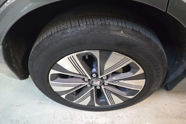 Used Buick E5 2025 Model 620KM Prestige Edition Right Rear Wheel Hub