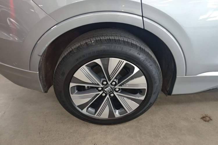 Used Buick E5 2025 Model 545KM Smart Enjoyment Edition Right Rear Wheel Hub