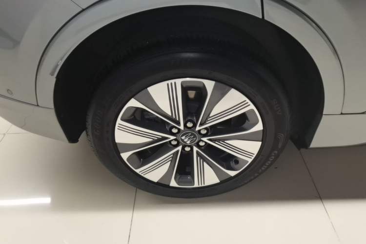Used Buick E5 2025 Model 620KM Prestige Edition Right Rear Wheel Hub