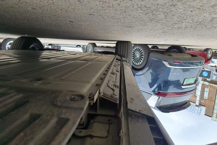Used Buick E5 2025 Model 620KM Prestige Edition Right Side Sill