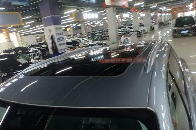 Used Buick E5 2025 Model 620KM Prestige Edition Roof