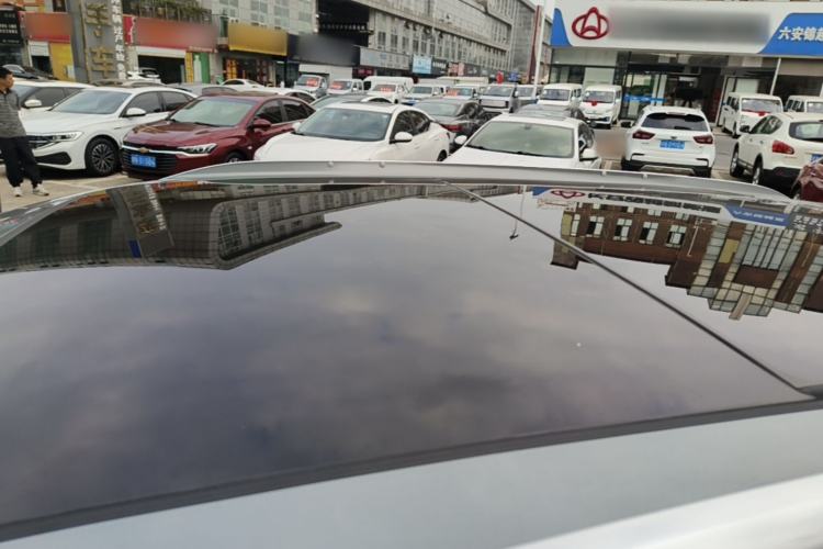 Used Buick E5 2025 Model 620KM Prestige Edition Roof