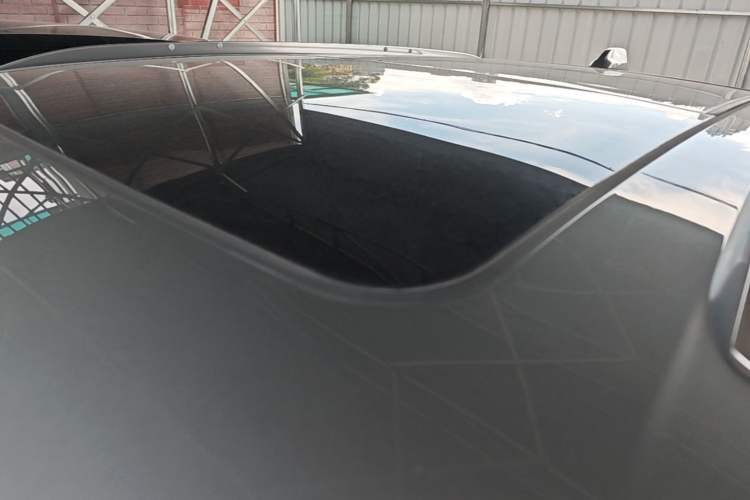 Used Buick E5 2025 Model 620KM Prestige Edition Roof