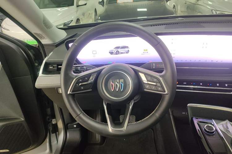 Used Buick E5 2025 Model 620KM Prestige Edition Steering Wheel
