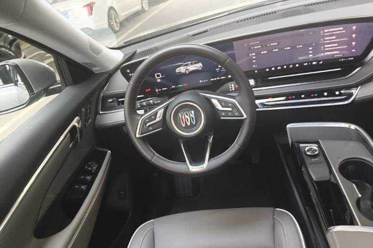Used Buick E5 2025 Model 620KM Prestige Edition Steering Wheel