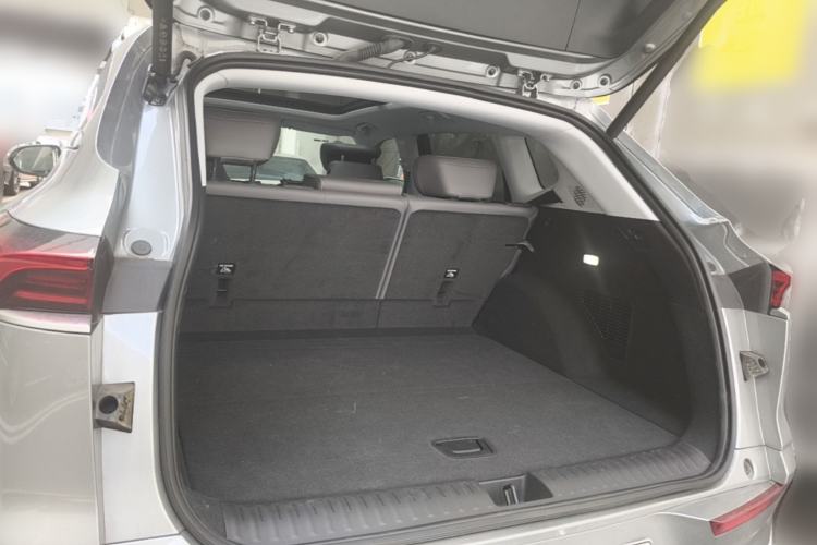 Used Buick E5 2025 Model 620KM Prestige Edition Trunk