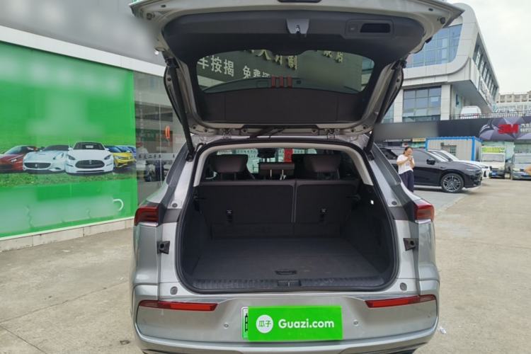 Used Buick E5 2025 Model 620KM Prestige Edition Trunk