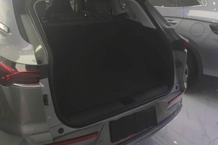 Used Buick E5 2025 Model 545KM Smart Enjoyment Edition Trunk