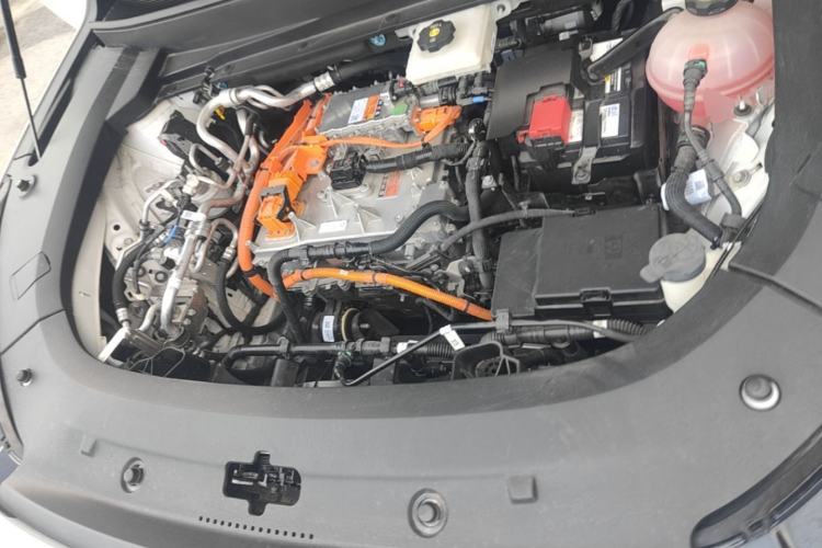 Used Buick E5 2025 Model 620KM Prestige Edition Engine Bay