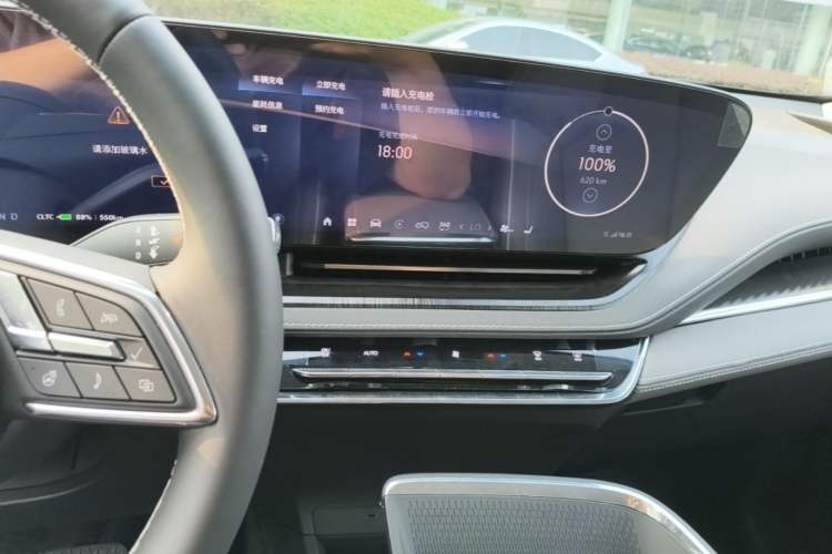 Used Buick E5 2025 Model 620KM Prestige Edition Audio And AC Panel