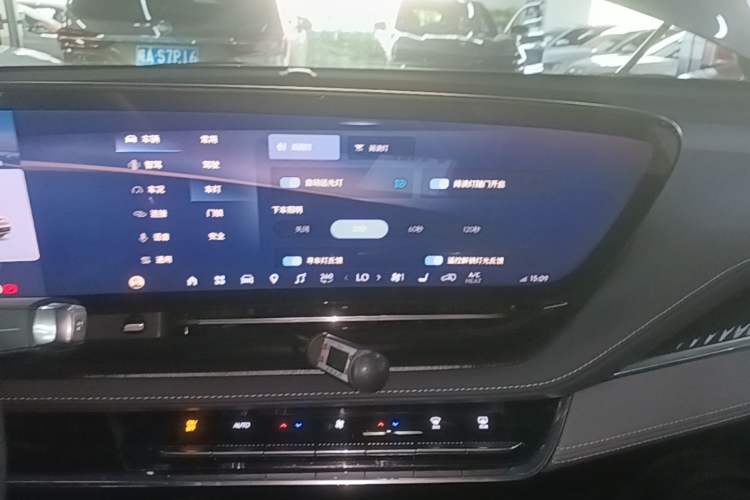 Used Buick E5 2025 Model 620KM Prestige Edition Audio And AC Panel