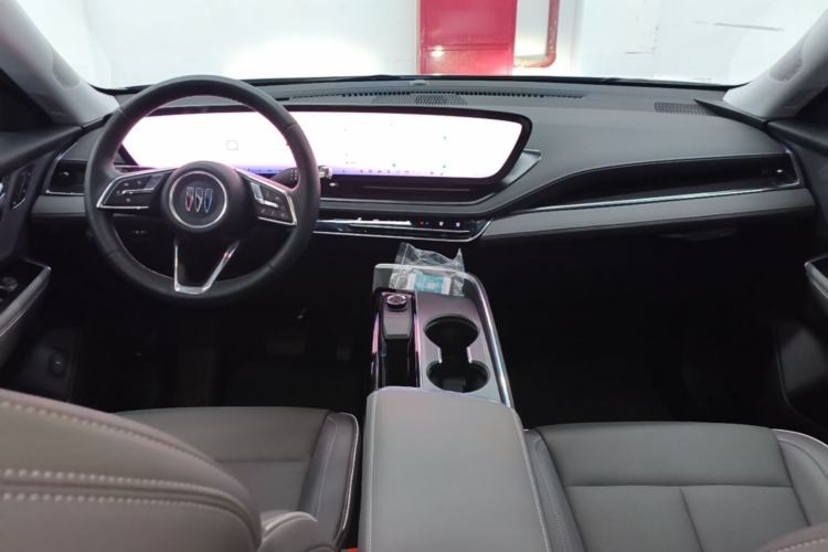 Used Buick E5 2025 Model 620KM Prestige Edition Center Console
