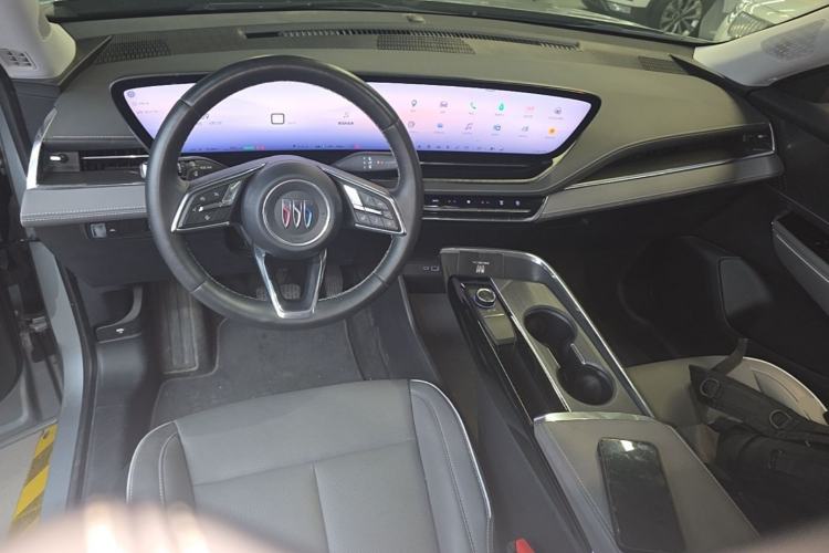 Used Buick E5 2025 Model 620KM Prestige Edition Center Console