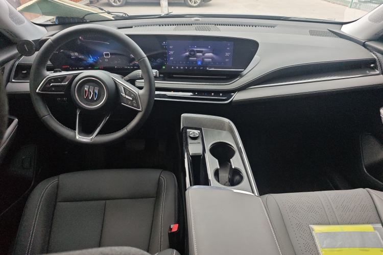 Used Buick E5 2025 Model 515KM First-Adoption Edition Center Console