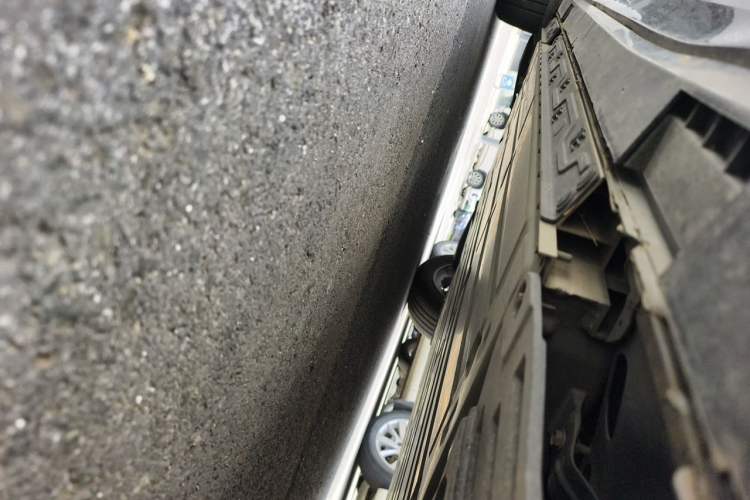Used Buick E5 2025 Model 620KM Prestige Edition Chassis Front Right