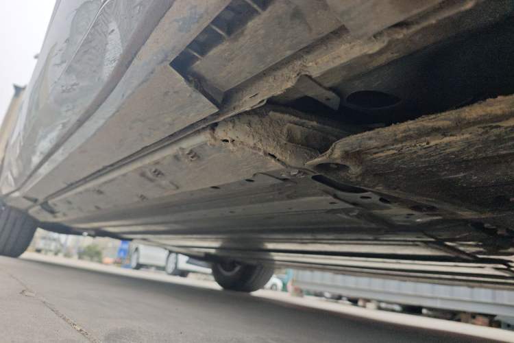 Used Buick E5 2025 Model 515KM First-Adoption Edition Chassis Front Right