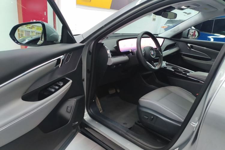 Used Buick E5 2025 Model 620KM Prestige Edition Driver Seat