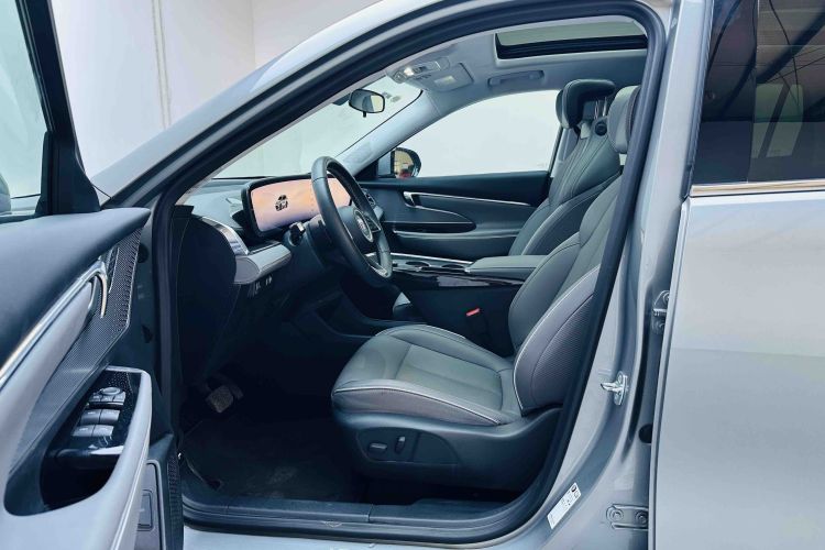 Used Buick E5 2025 Model 620KM Prestige Edition Driver Seat