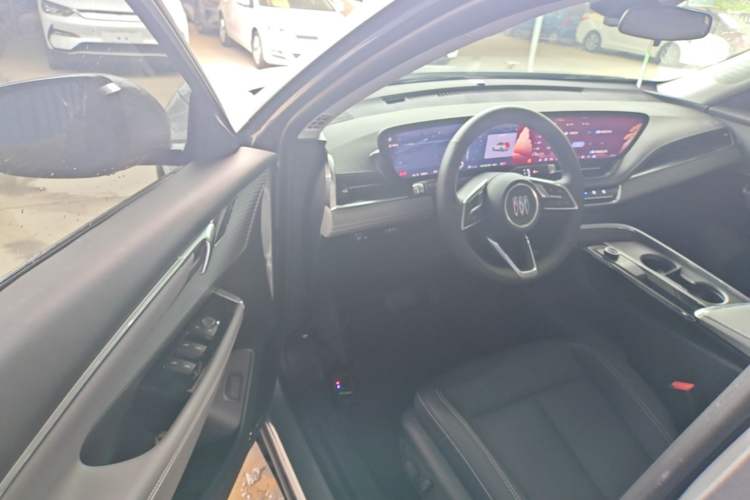 Used Buick E5 2025 Model 515KM First-Adoption Edition Driver Seat
