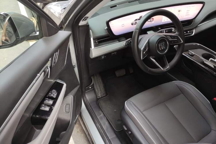 Used Buick E5 2025 Model 620KM Prestige Edition Driver Seat