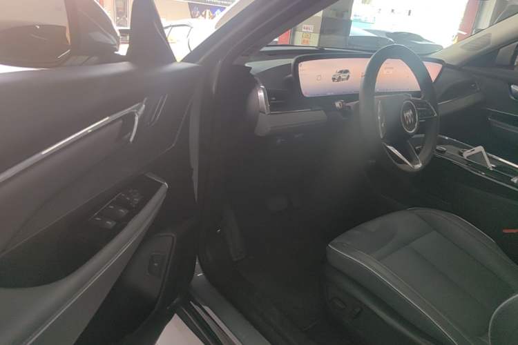 Used Buick E5 2025 Model 620KM Prestige Edition Driver Seat