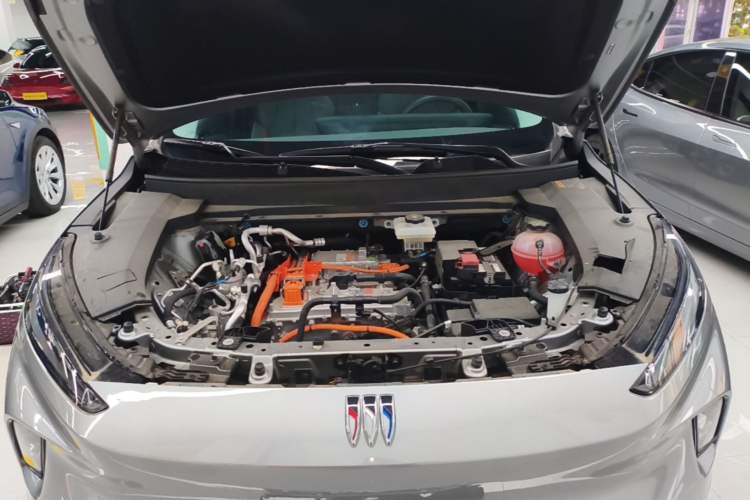 Used Buick E5 2025 Model 620KM Prestige Edition Engine Bay