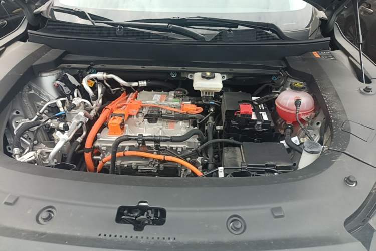 Used Buick E5 2025 Model 620KM Prestige Edition Engine Bay