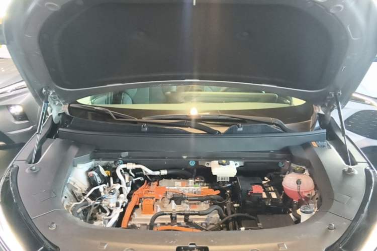 Used Buick E5 2025 Model 620KM Prestige Edition Engine Bay