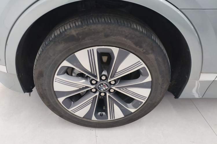 Used Buick E5 2025 Model 620KM Prestige Edition Exterior 4