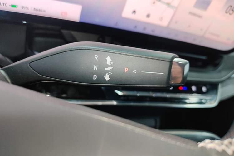 Used Buick E5 2025 Model 620KM Prestige Edition Gear Lever