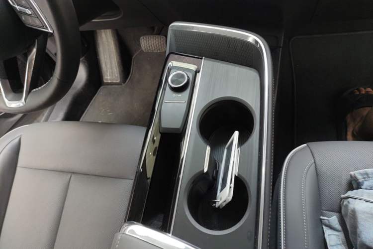 Used Buick E5 2025 Model 620KM Prestige Edition Gear Lever