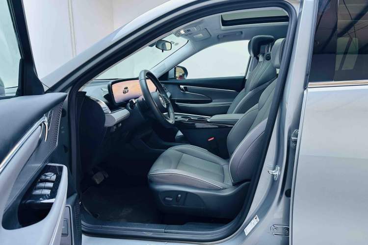 Used Buick E5 2025 Model 620KM Prestige Edition Left Front Seat