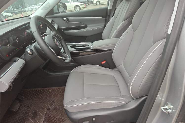 Used Buick E5 2025 Model 620KM Prestige Edition Left Front Seat