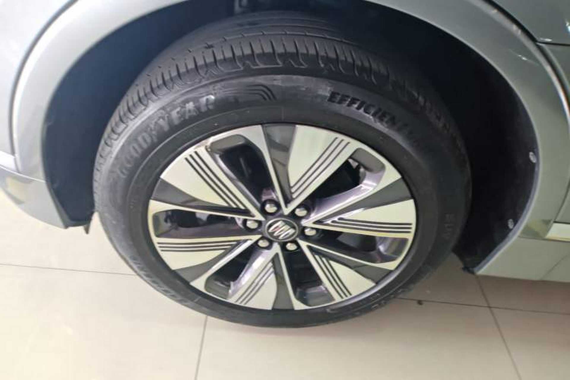 Used Buick E5 2025 Model 620KM Prestige Edition Left Front Wheel Hub