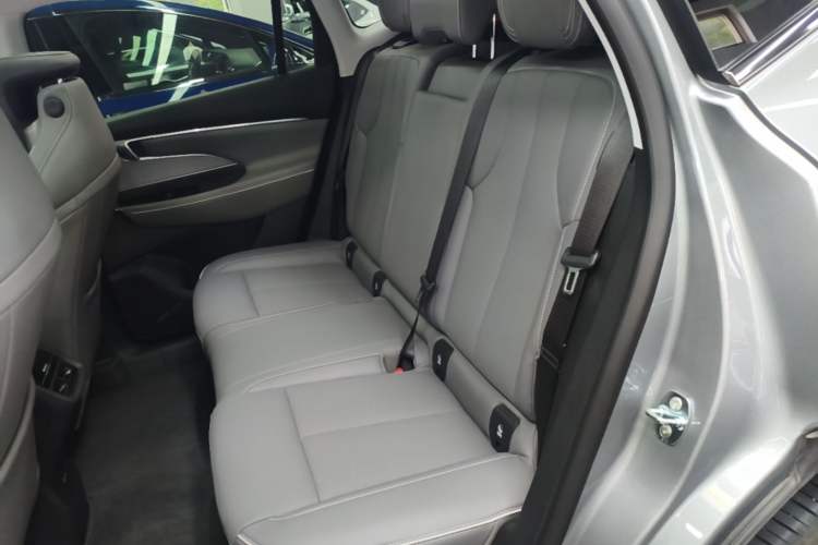 Used Buick E5 2025 Model 620KM Prestige Edition Left Rear Seat