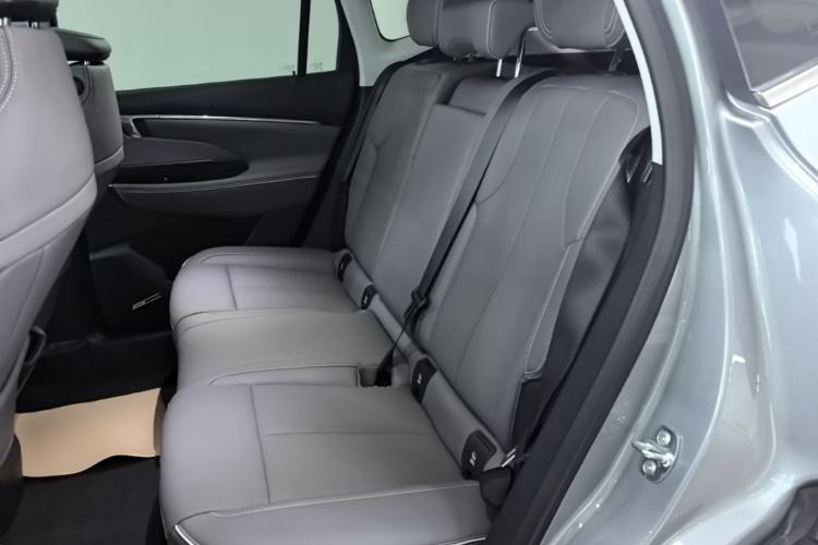 Used Buick E5 2025 Model 620KM Prestige Edition Left Rear Seat