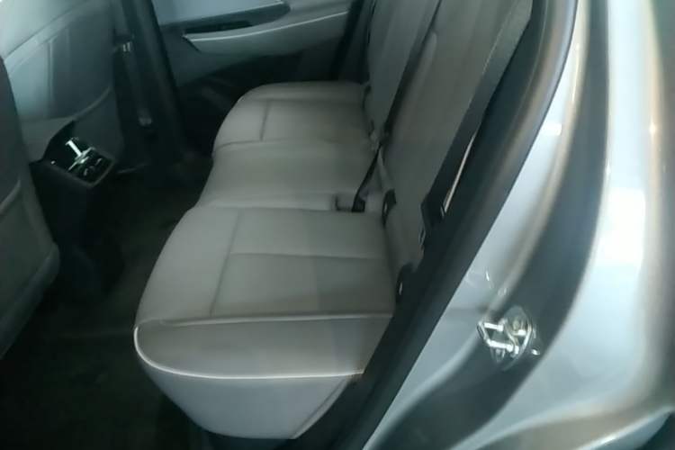 Used Buick E5 2025 Model 620KM Prestige Edition Left Rear Seat