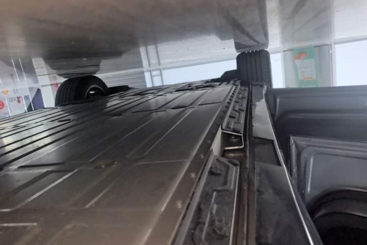 Used Buick E5 2025 Model 620KM Prestige Edition Left Side Sill