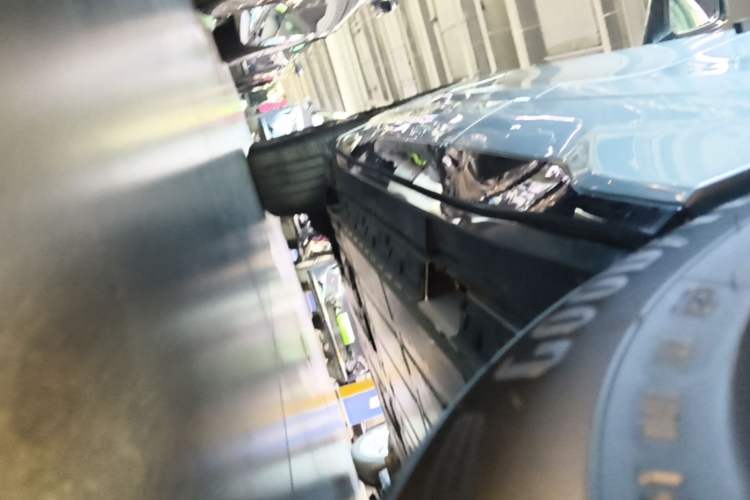 Used Buick E5 2025 Model 620KM Prestige Edition Left Side Sill
