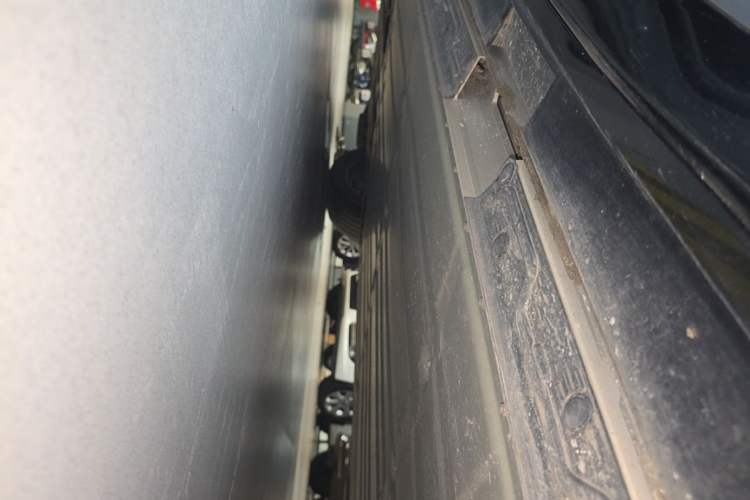 Used Buick E5 2025 Model 620KM Prestige Edition Left Side Sill