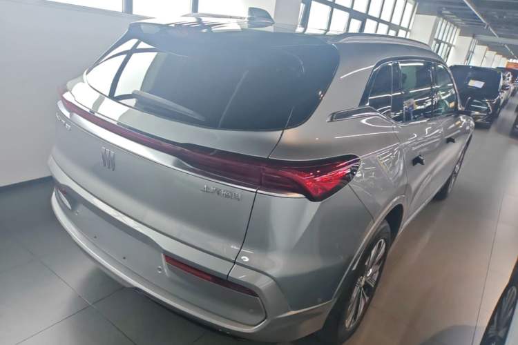 Used Buick E5 2025 Model 620KM Prestige Edition Rear Right 45 Deg