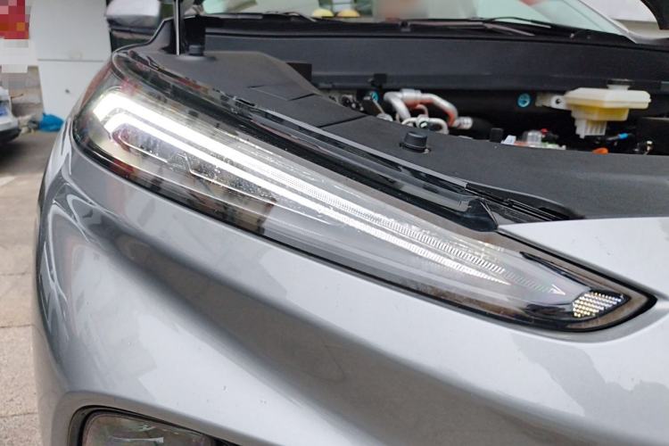 Used Buick E5 2025 Model 620KM Prestige Edition Right Front Headlight