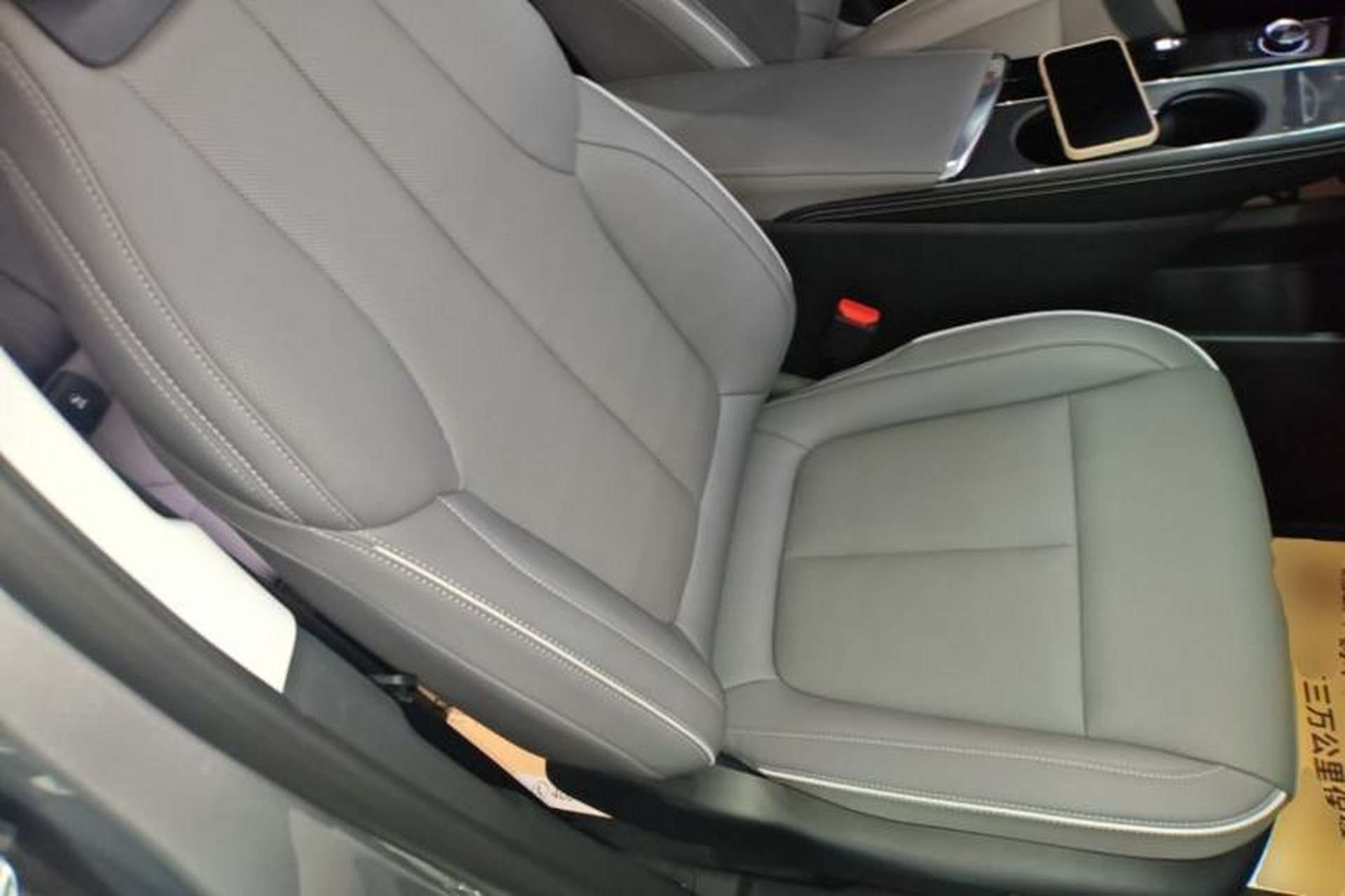 Used Buick E5 2025 Model 620KM Prestige Edition Right Front Seat