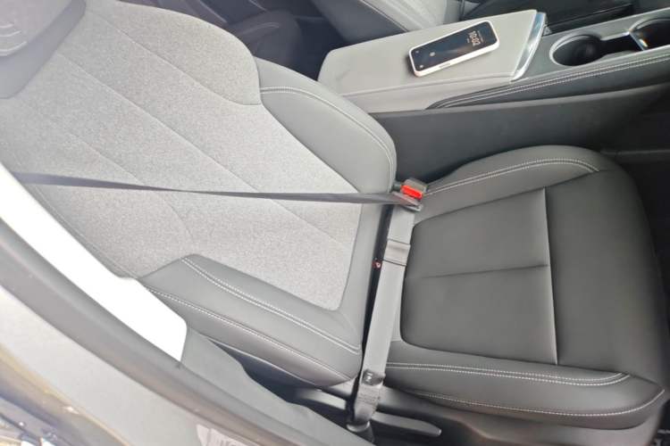 Used Buick E5 2025 Model 515KM First-Adoption Edition Right Front Seat